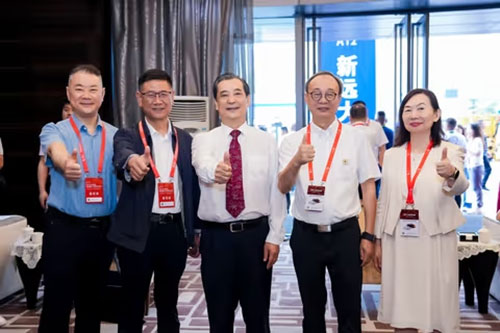 實力彰顯！上海創力集團參展貴州國際能源產業博覽交易會取得圓滿成功(圖2)